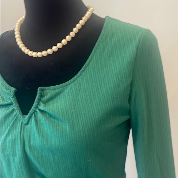 Green Long Sleeve Women's bodysuit new medium - Picture 3 of 3